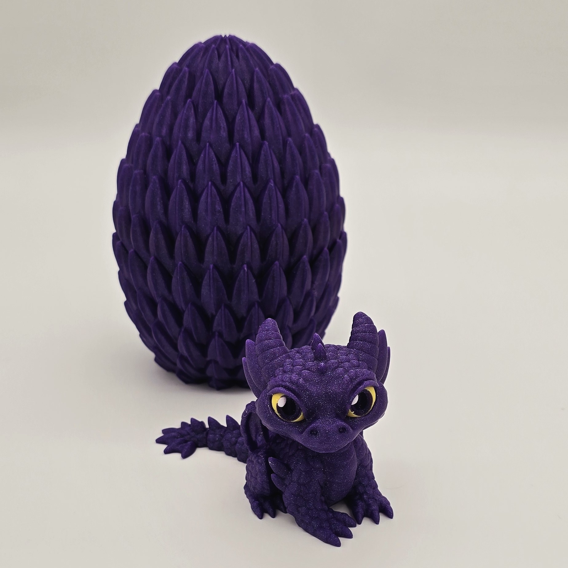 Nacht-Drache im Ei Ansicht 2